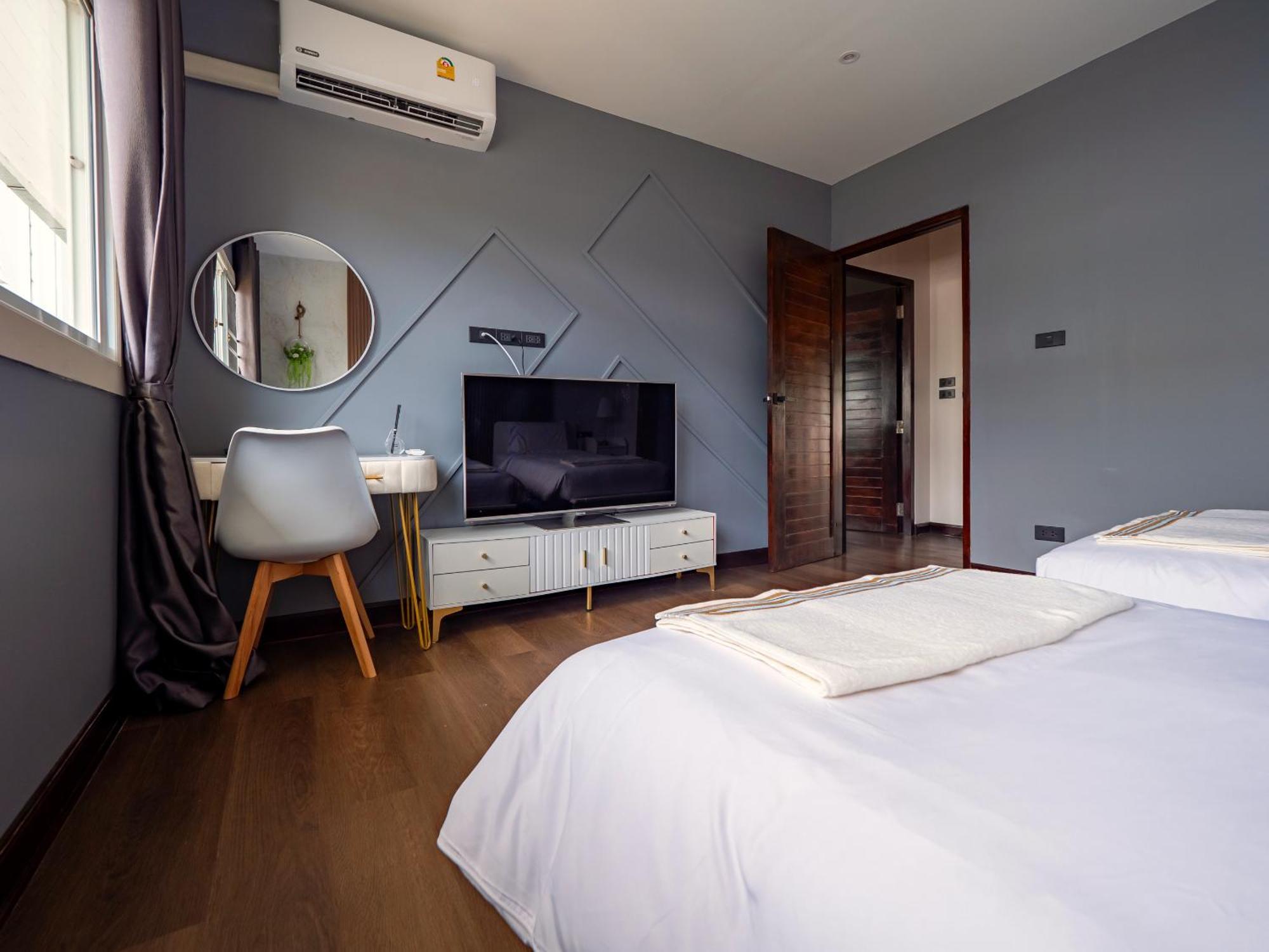 Grand Orlov Apart Hotel Patong Екстер'єр фото