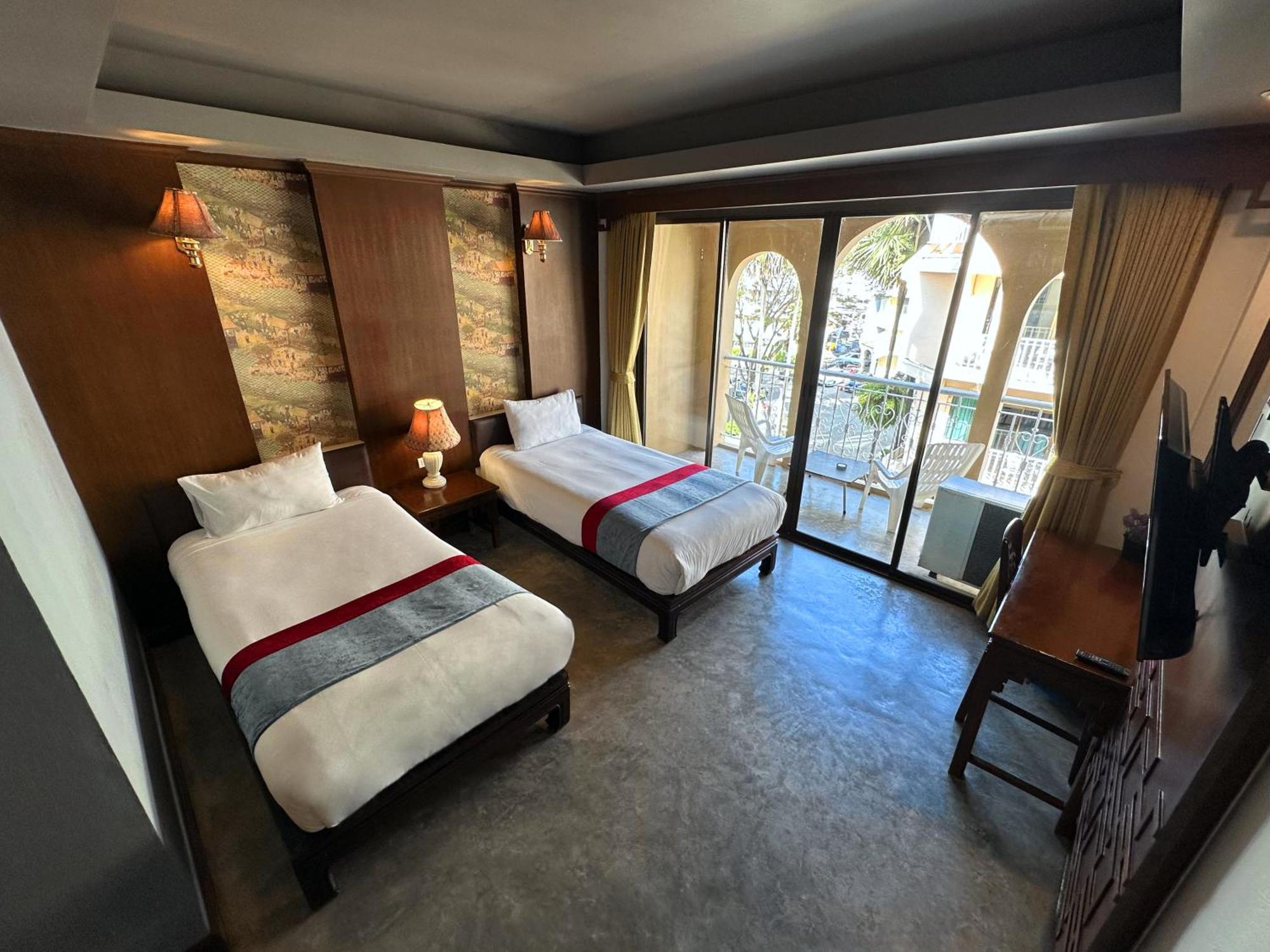 Grand Orlov Apart Hotel Patong Екстер'єр фото
