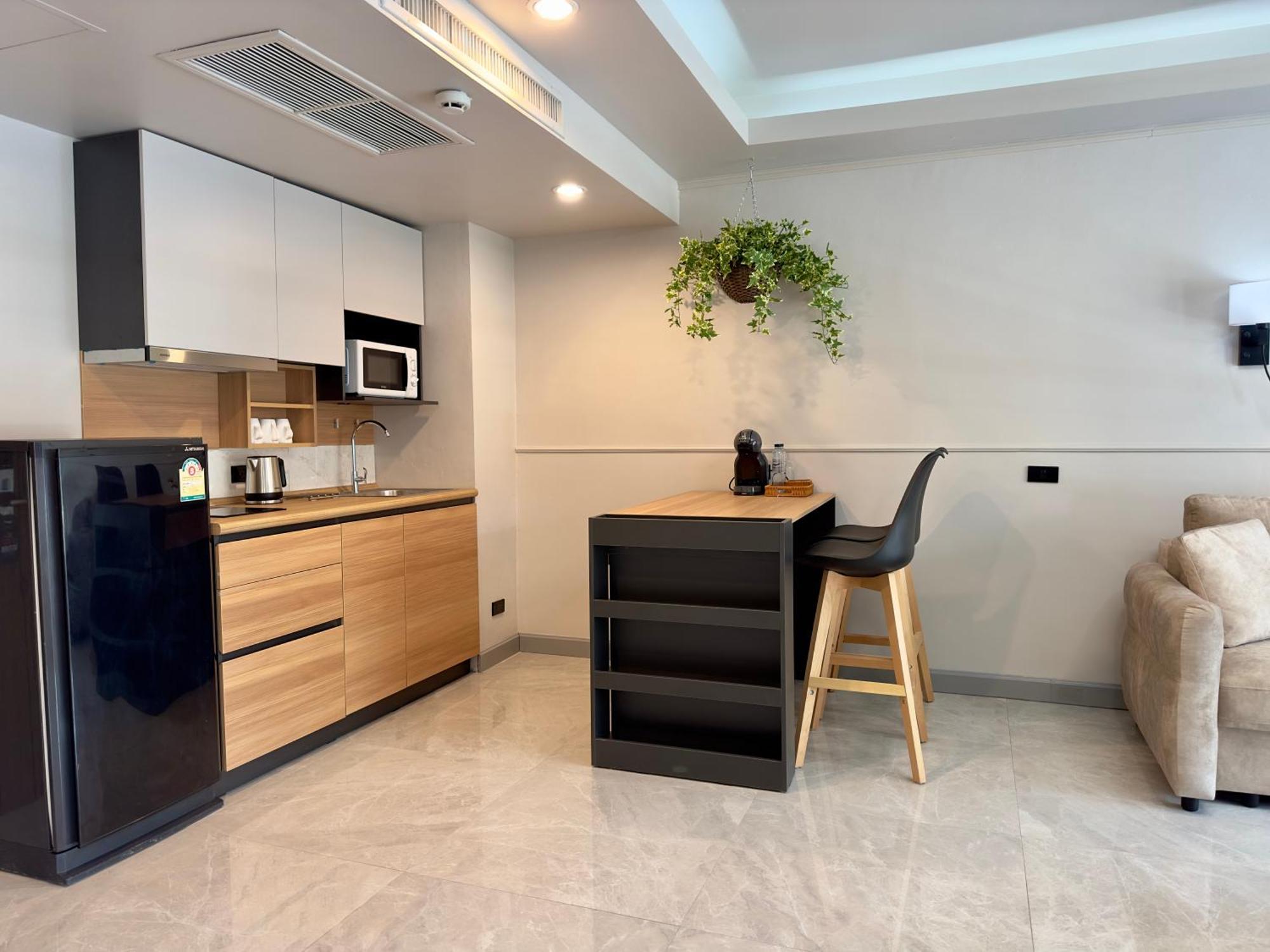 Grand Orlov Apart Hotel Patong Екстер'єр фото